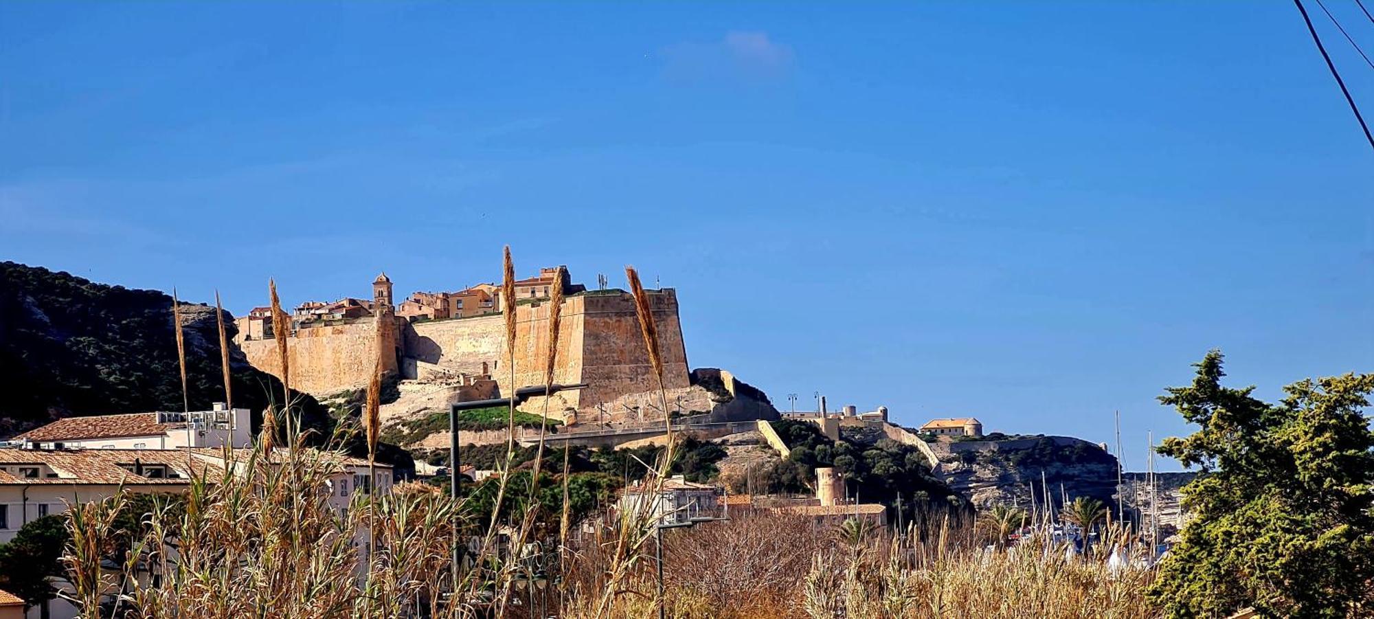 Appartement Kalliste, Logements Avec Vue Citadelle De Bonifacio Bonifacio  Eksteriør bilde